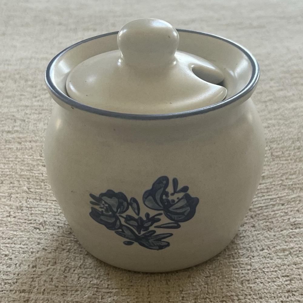 Pfaltzgraff Yorktowne Vintage Stoneware Jam Jelly Honey Jar Cottage Core